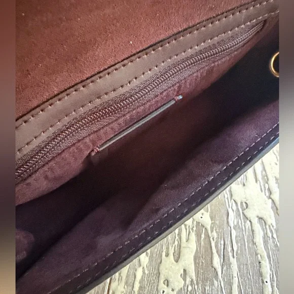 Coach Pink and Brown Leather Crossbody with Gold Butterfly Lock - Picture 8 of 8